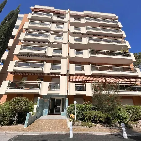 Apartmán Appt 3 Pieces Avec Piscine Proche Centre Ville, 4 Couchages, Saint-raphael - Fr-1-226a-144